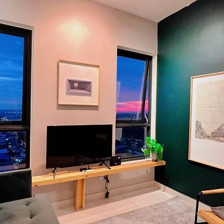 Studio Staycation D'Sara @ Linked Mrt, Near Thomson Hospital & Sungai Buloh Hospital 외부 사진